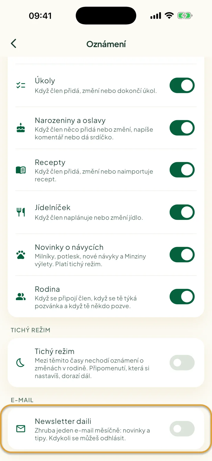 Spodek obrazovky Oznámení. Zakroužkovaný je přepínač Newsletter daili v sekci E-mail.