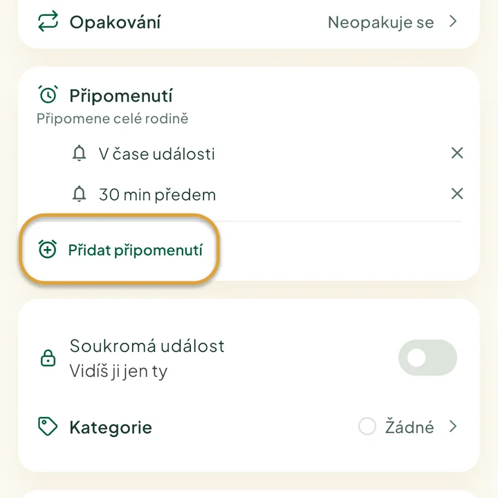 Sekce Připomenutí ve formuláři události se dvěma připomenutími. Zakroužkované je tlačítko Přidat připomenutí.