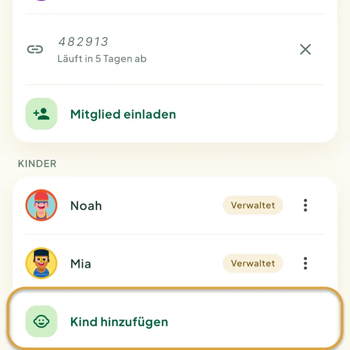 Der Abschnitt Kinder auf dem Familienbildschirm mit zwei Kindern. Die Zeile Kind hinzufügen ist eingekreist.