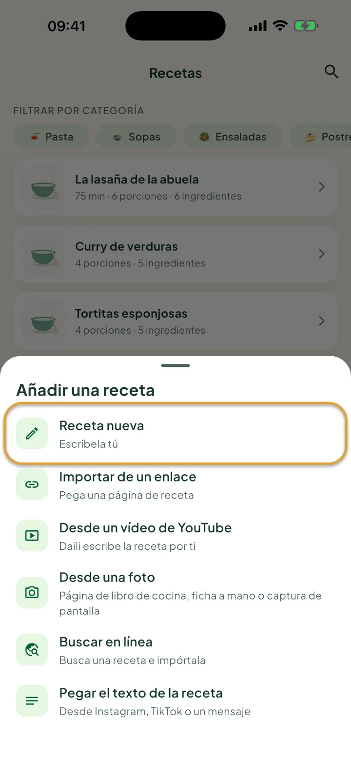 La pantalla Recetas con el menú + abierto. Receta nueva está marcado con un círculo.