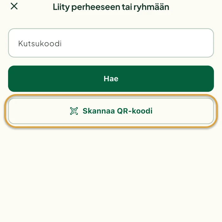 Näkymä Liity perheeseen tai ryhmään, jossa on Kutsukoodi-kenttä. Painike Skannaa QR-koodi on ympyröity.