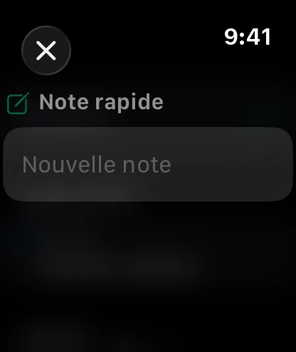 Une note rapide sur la montre, prête pour la dictée.