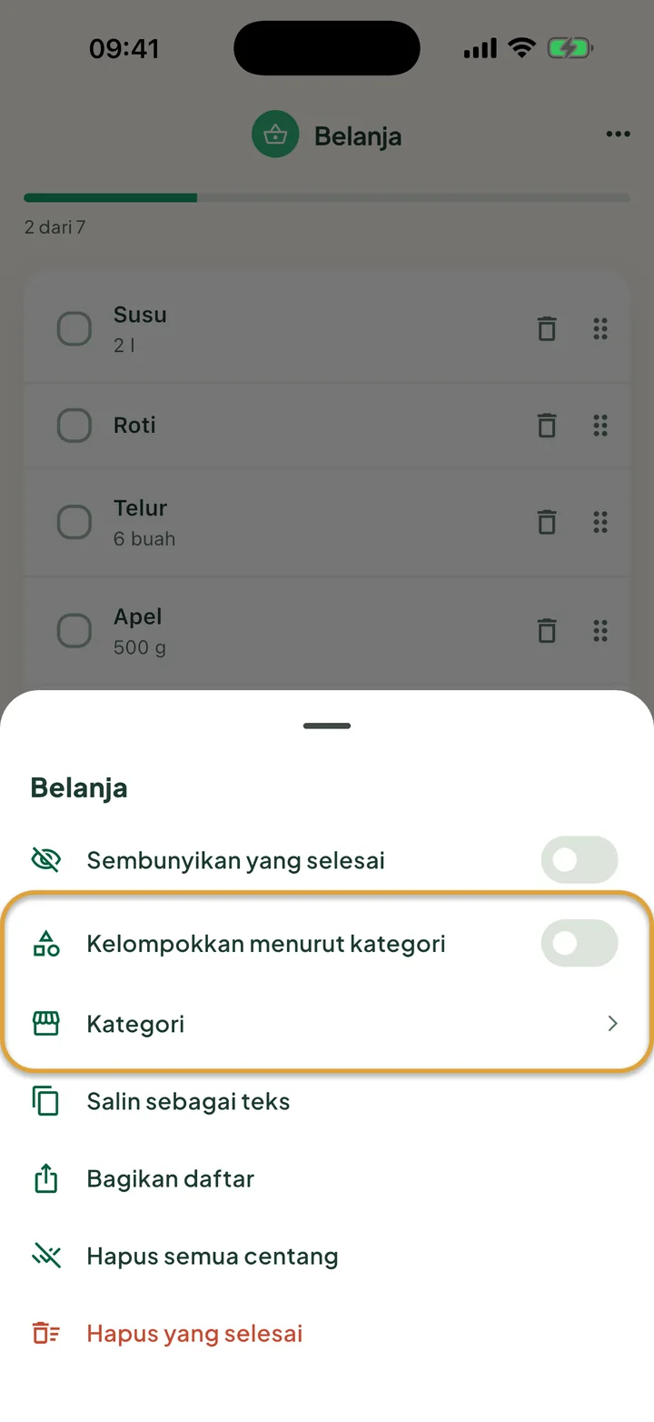 Menu ⋯ daftar Belanja dapur. Tombol Kelompokkan menurut kategori dan baris Kategori dilingkari.