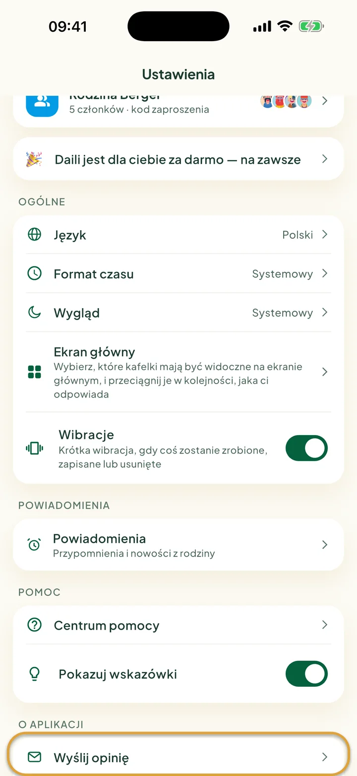 Ekran Ustawienia. Zakreślony jest wiersz Wyślij opinię w sekcji O aplikacji.