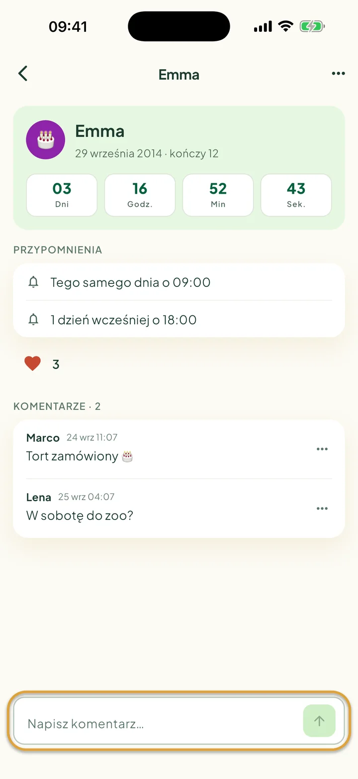 Urodziny z serduszkiem i dwoma komentarzami. Zakreślone jest pole Napisz komentarz… na dole.