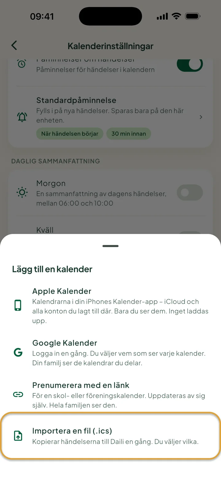 Rutan Lägg till en kalender i kalenderinställningarna. Importera en fil (.ics) är inringad.