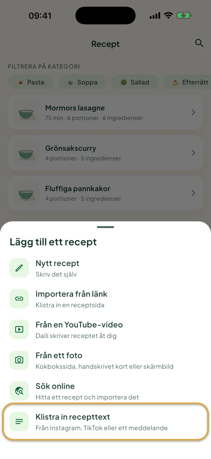 Skärmen Recept med menyn + öppen. Klistra in recepttext är inringat.