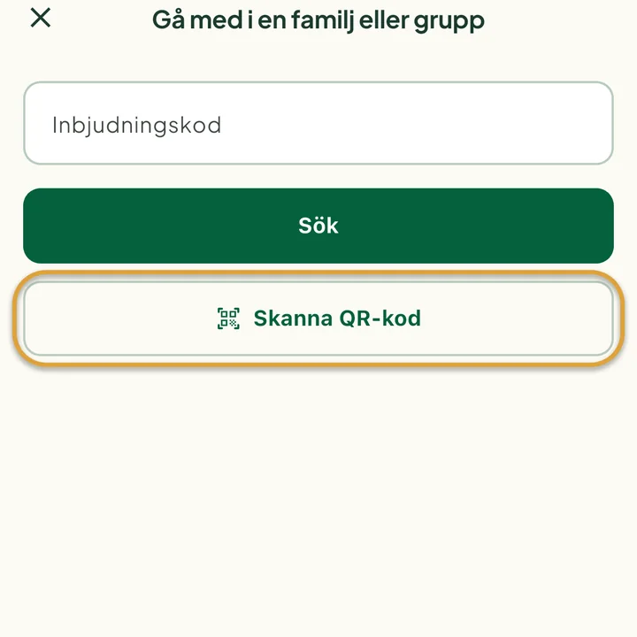 Skärmen Gå med i en familj eller grupp med fältet Inbjudningskod. Knappen Skanna QR-kod är inringad.